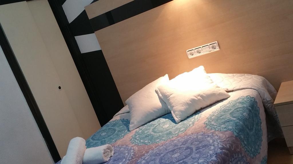 Hostal Lima บายาโดลิด ภายนอก รูปภาพ